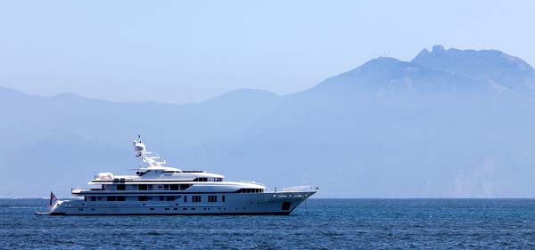 Charter Yacht for Yacht Crew